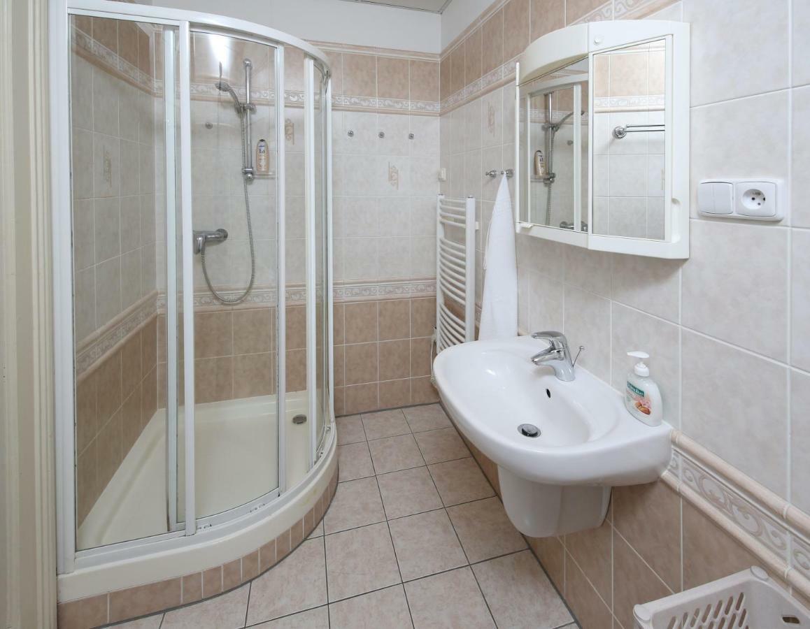 Apartmán Ondřejská KLV Exterior foto